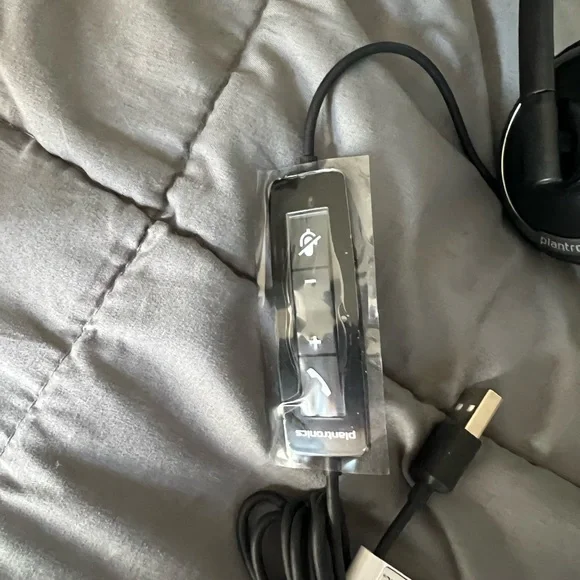 🆕 Plantronics Blackwire C-520M USB Headset, On-Ear Mono Headset, Wired - Picture 5 of 9